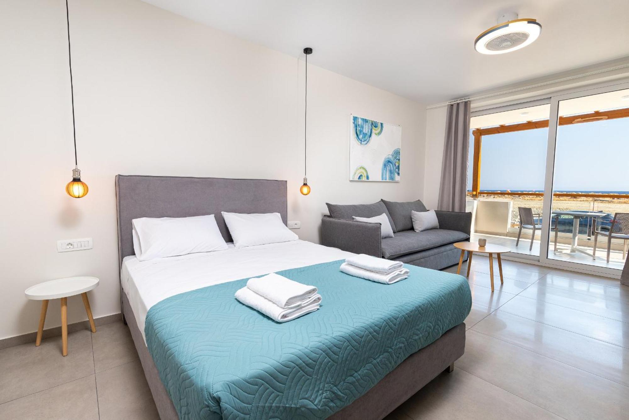 Meli Apartments Paleochora Bagian luar foto